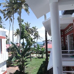Hillview Beach Resort